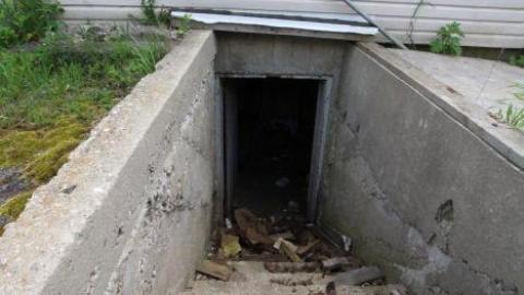 Moar Than One Abandonment... - IMG_0765.jpg