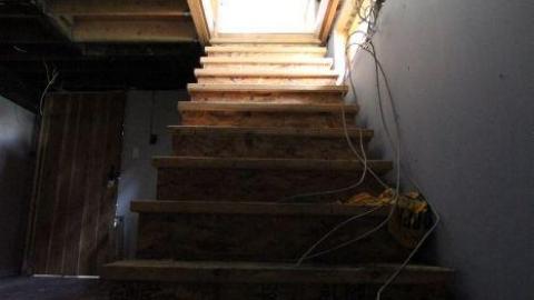 Moar Than One Abandonment... - IMG_0768.jpg