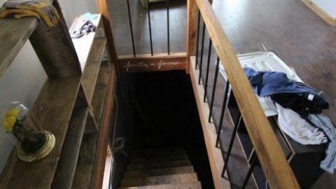 Moar Than One Abandonment... - IMG_0777.jpg