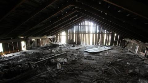 Moar Than One Abandonment... - IMG_0791.jpg