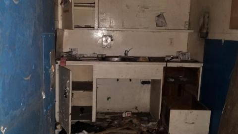 Bricked windows - 6920202543120200607_193134.jpg