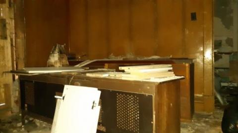 theres a hole in the floor - 20200514_175157.jpg