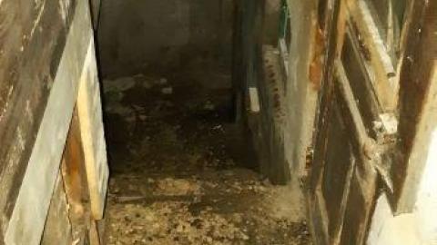 theres a hole in the floor - 20200514_181829.jpg