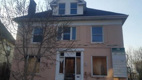 the staircase house - 20200427_191103.jpg