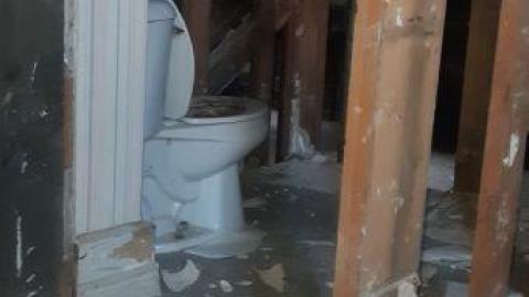 the staircase house - 20200427_184622.jpg