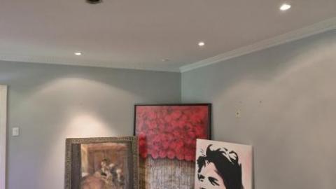 Moves Like Jagger photo 3