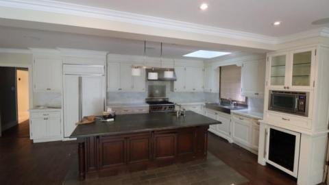 Moves Like Jagger photo 5