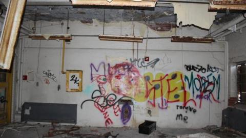 One Building - IMG_0412.jpg