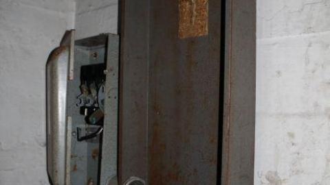 Two Building - IMG_2386.jpg