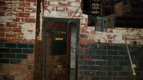 Falling cabinets (filing) - 20200629_223849.jpg