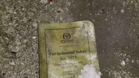 Falling cabinets (filing) - 20200629_222214.jpg