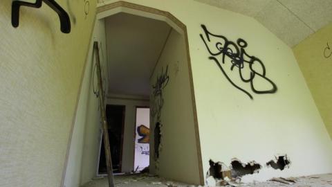 Concrete JUNGLE - HjmqtUkLqua3Ppi9tf3RcOAltekdjih4uphBYBo8DYZd3LmAOm4is7920IMG_1270.jpg