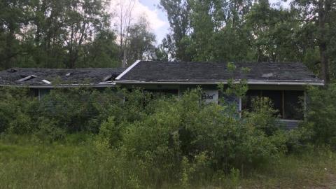 NoTrespassing - 55Asm792013D4CBBE-8F07-4FDA-B5B3-809EF28974D6.jpeg