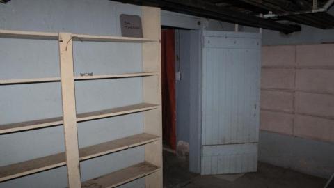 Faking It In A Storm - IMG_1941fhk.jpg