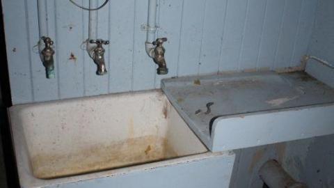 Faking It In A Storm - IMG_1945ALO.jpg