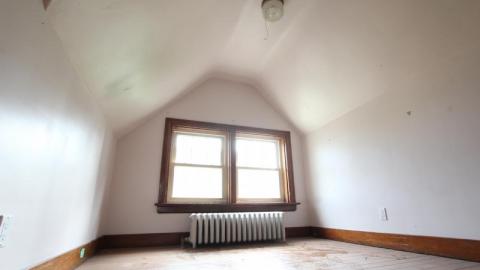 Faking It In A Storm - IMG_2003mcS.jpg