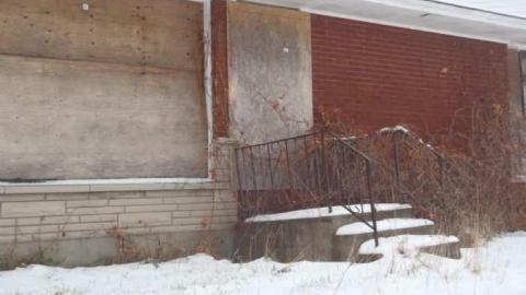 Little House - winter 003.jpg