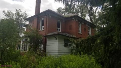 Quick Stop - DSC_0064CUa.jpg