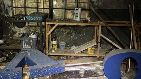 Volvo mechanic - 46617474-4128-48E7-91BA-22AAA996BCA8m9x.jpg