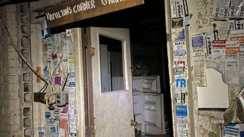 Volvo mechanic - 48438A08-B039-43A4-A90D-559345A5328Dt2E.jpg