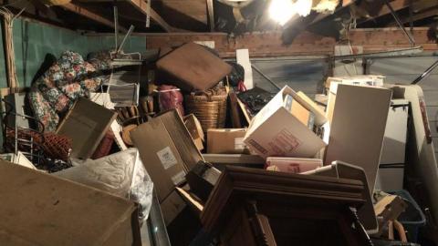 Full from floor to ceiling - EFD40E37-74BA-4EF8-9A05-2C81559DF00EVJQ.jpg