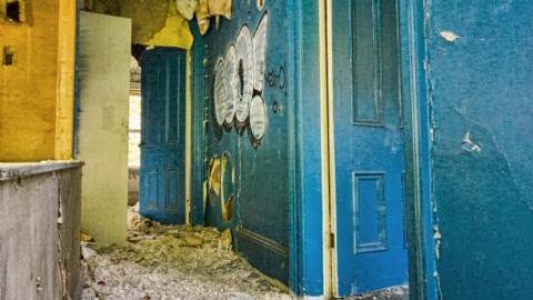 Smash house - IMG_4111sZqu.jpg