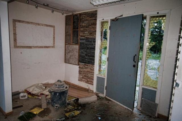 A House Is Not A Stone photo 5