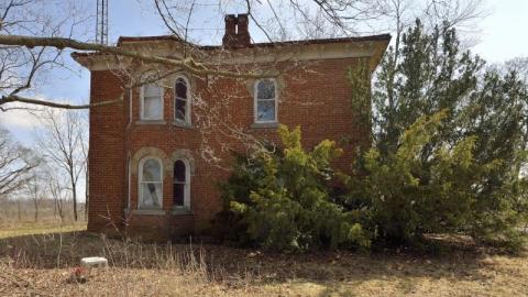 March 2016 - 001qW1.jpg