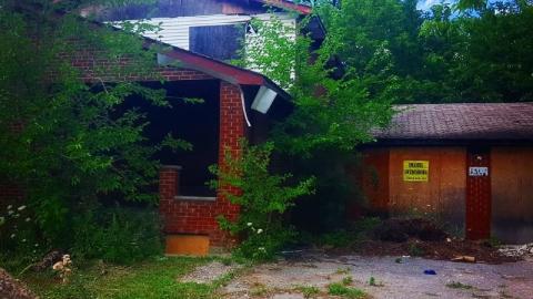 inside and outside pics - IMG_20200731_172857_119bEu.jpg