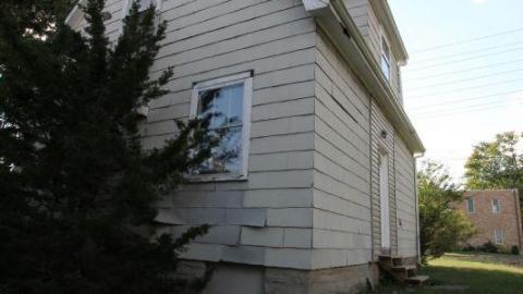 Tiny Butt Titillating - IMG_3877Il2.jpg