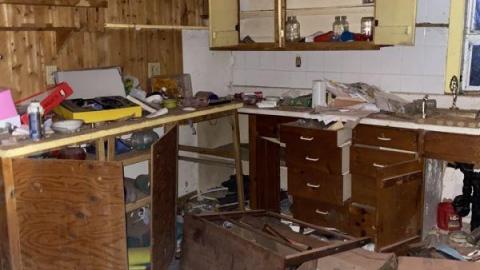 2nd time exploring - IMG_0275lb3.jpg