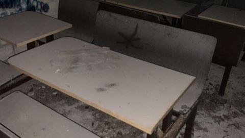 Night Visit - D20116AB-D504-4862-AFCB-CDF147C2348FezY.jpg