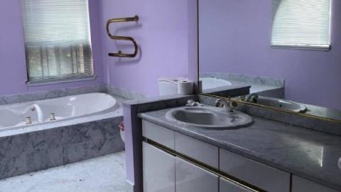 Still Unvandalized - 118593984_1601948246660216_1925551122529VKo.jpg