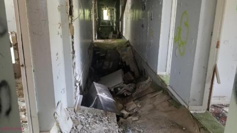 Pit Stop - DSC_0112qQm.jpg