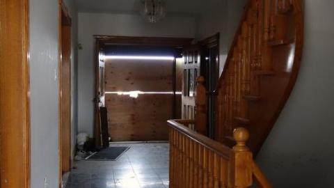 Possum Queen Hall Nov '19 - DSC01552b8P.jpg