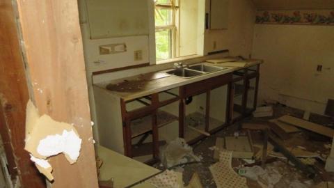 Arson and Vandalism  - IMG_0259hJy.jpg