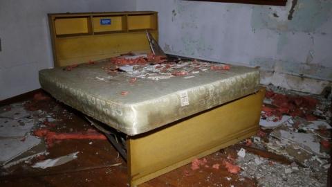 Basement Arch Nov '19 - DSC02177QWa.jpg