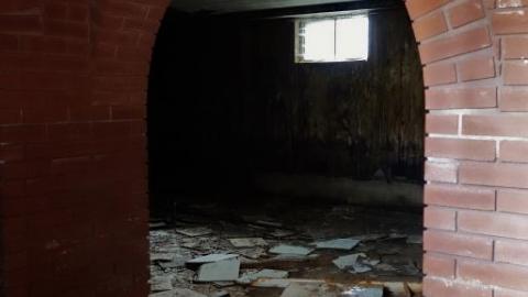 Basement Arch Nov '19 - DSC02179VE5.jpg