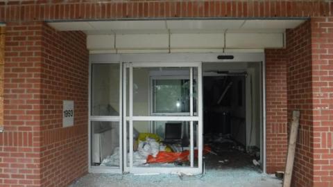 08/09/17 - 2017_1009_17320100b0W.jpg