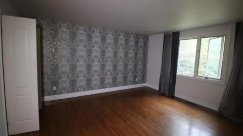 Kinda Boring  - IMG_2400KnR.jpg