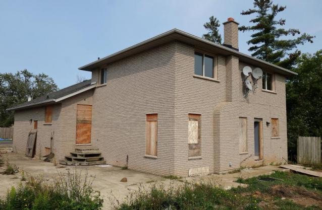 Spewing In Stereo photo 4