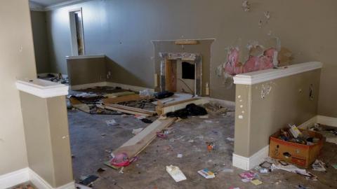 Charcoal Escape Sept '20 - DSC01212wEA.jpg