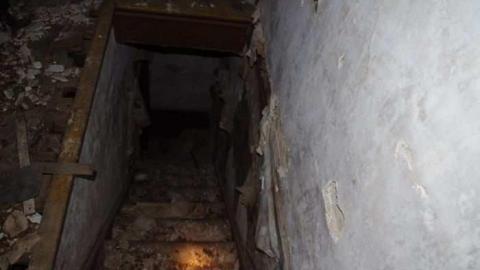Fenel Rd home interior views - Back stairs down to kitchen.jpg