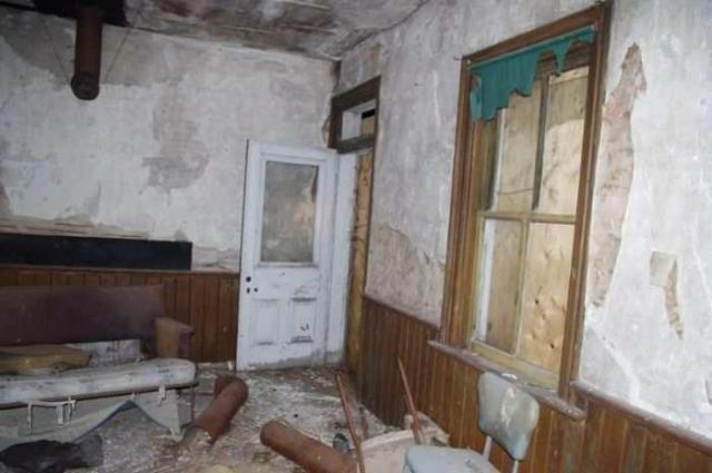 Fenel Rd home interior views - Main room downstairs.jpg