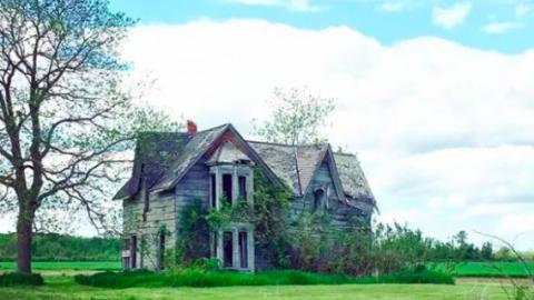 Guyitt House - Screen Shot 2020-09-25 at 6.24.49 AMfcc.jpg