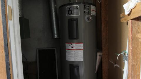 I Store My Stuff Here... - IMG_5703.JPG