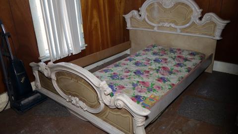 Went For The Bed 3/20 - DSC05372.JPG