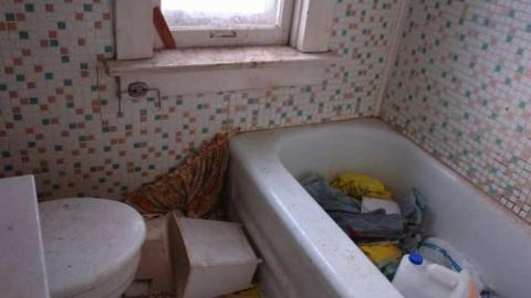 visiting beynon in december! - Beynon-House6.jpg