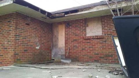 sun, dec25th-2011 - Bills-House4.jpg