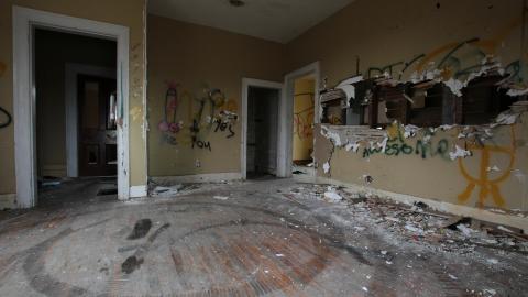 Caulked Stone - IMG_6443 scaled down.jpg